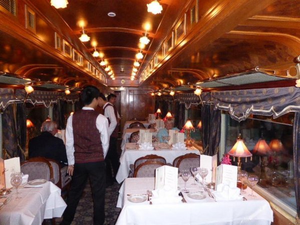 Bar Car